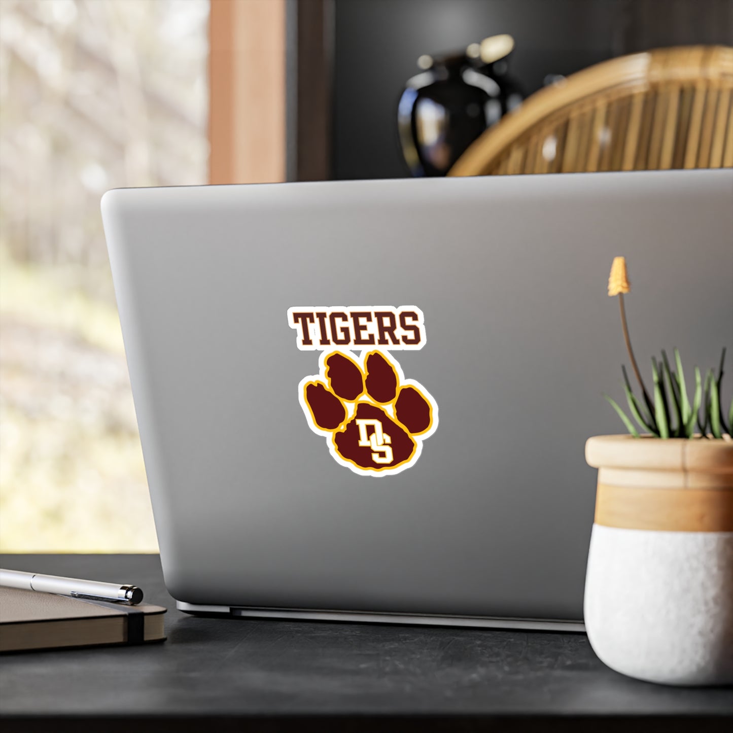 Vinyl Decal — DS Spirit Sticker